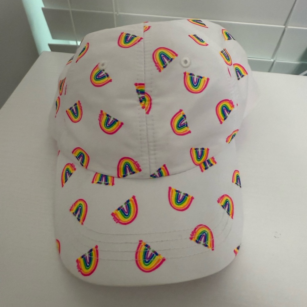 Lilly Pulitzer - Limited Edition - Lilly Loves Love - White Rainbow Print Hat